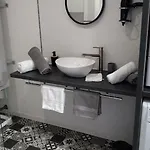 Le Petit Chez Soi